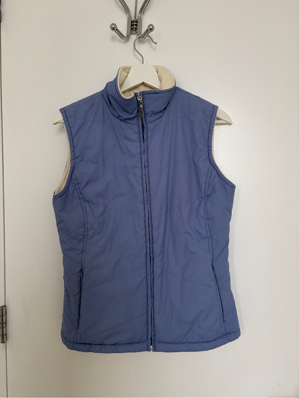 IZOD Women’s Reversible Zip-Up Vest Size S